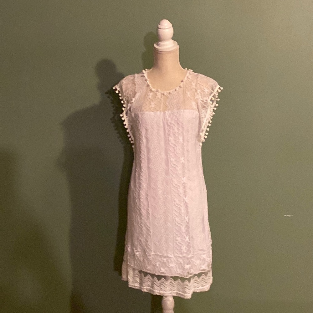 Yoins white dress size xxl but I think a large to xl would fit